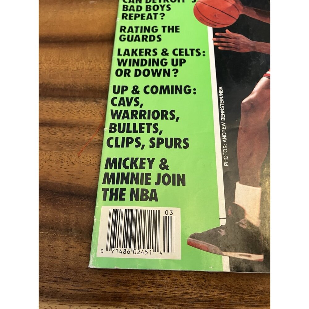 RARE 1989-90 PETERSEN'S PREVIEW PRO BASKETBALL MICHAEL JORDAN - Picture 2 of 10